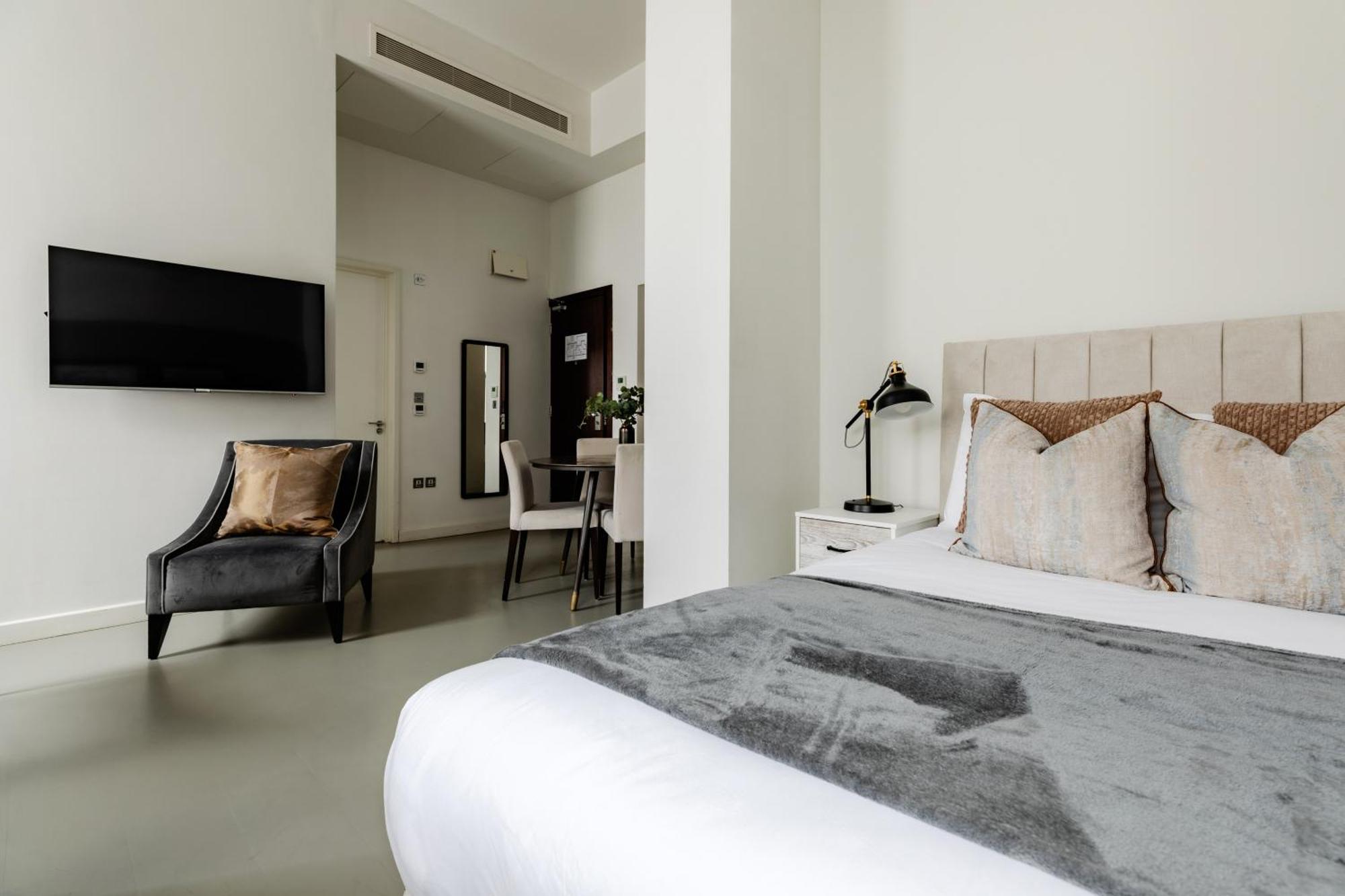 High Street Kensington Apartments London Room photo