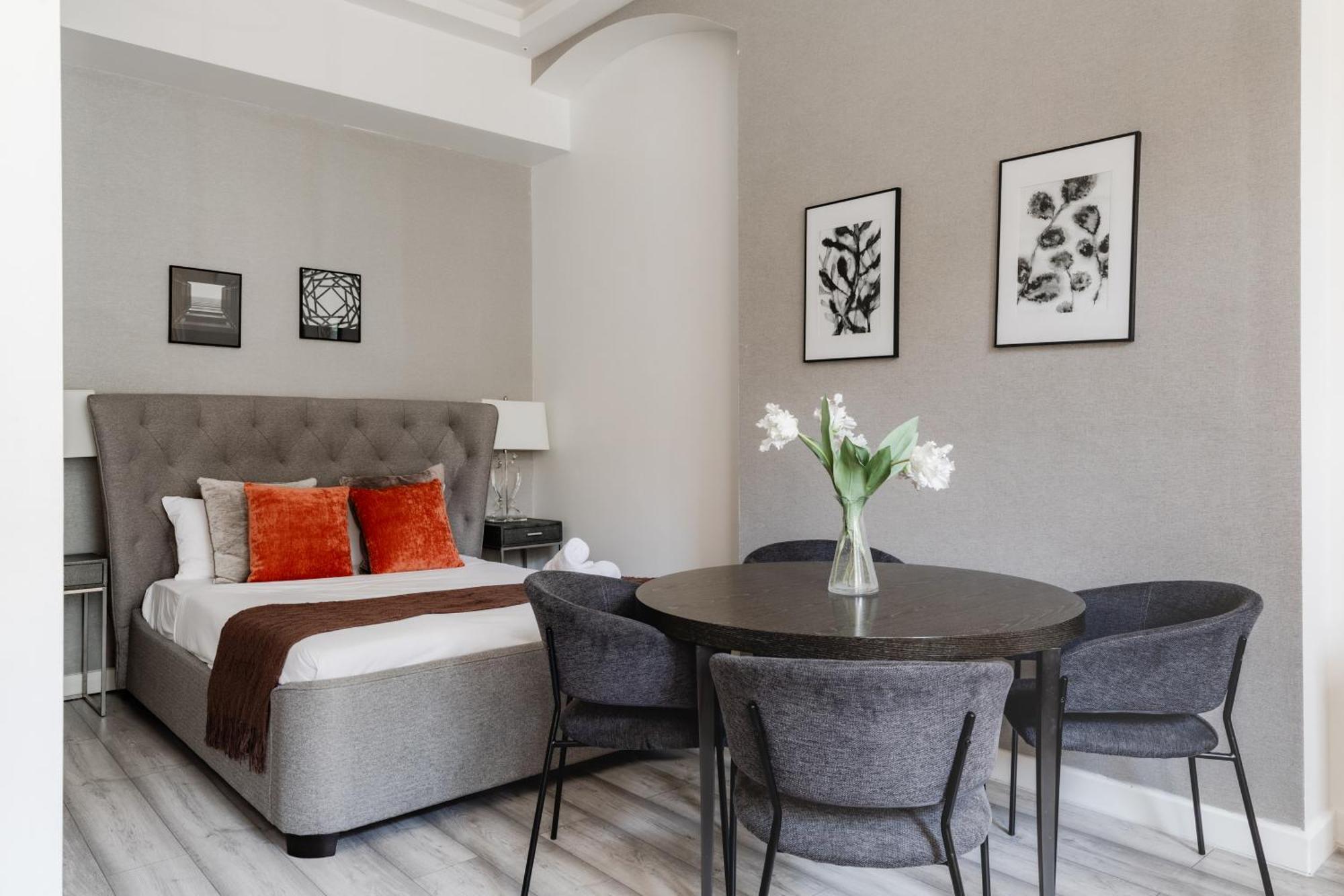 High Street Kensington Apartments London Room photo