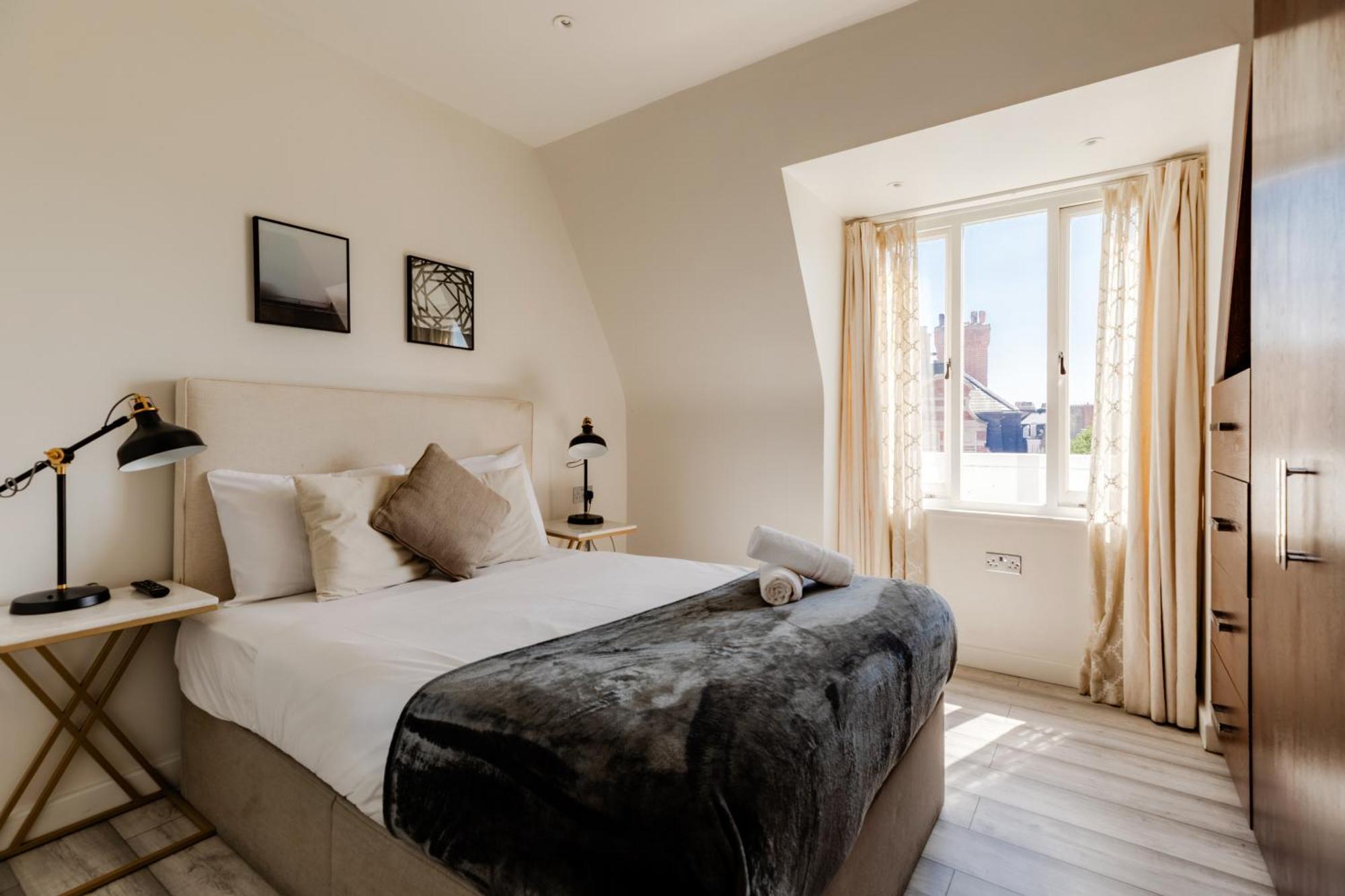 High Street Kensington Apartments London Room photo
