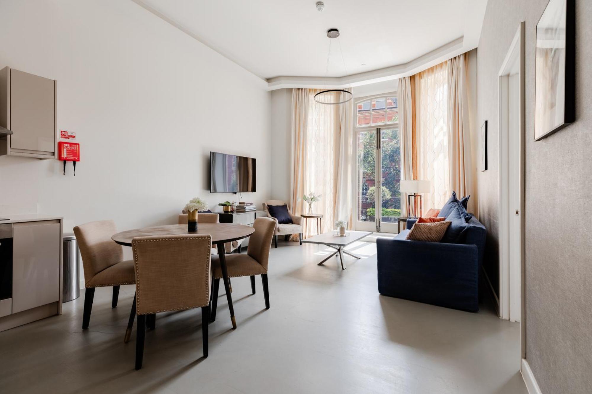 High Street Kensington Apartments London Room photo
